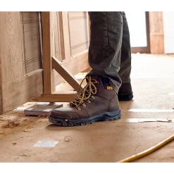 Cat Footwear Lightweight | Slip Resistant*Outline Work Boot